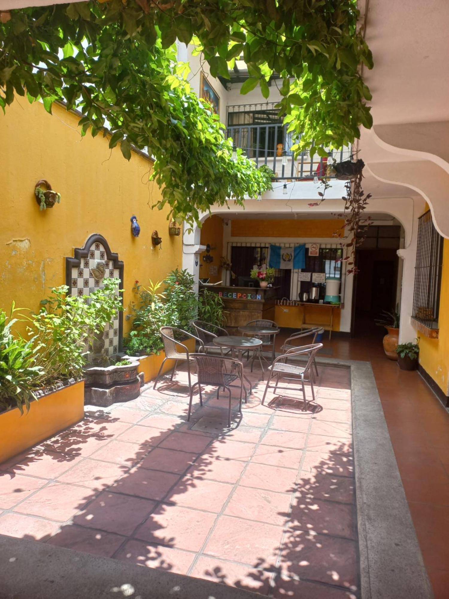 Hospedaje El Viajero Antigua Ll Экстерьер фото